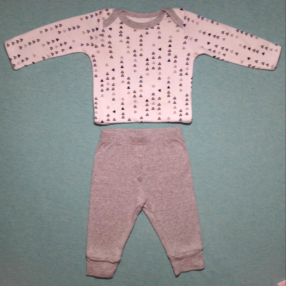 Baby boys 2 piece outfit